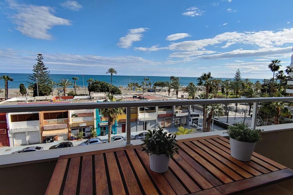 Precioso Apartamento Frente A La Playa Torre Del Mar Exteriör bild